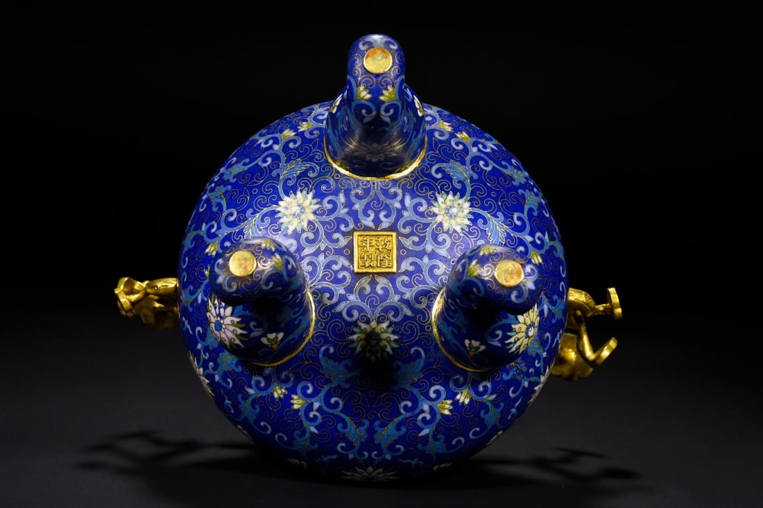 An Exquisite Cloisonne Lotus Pattern Dragon Pattern Double-Ears and Tripod Censer - 9