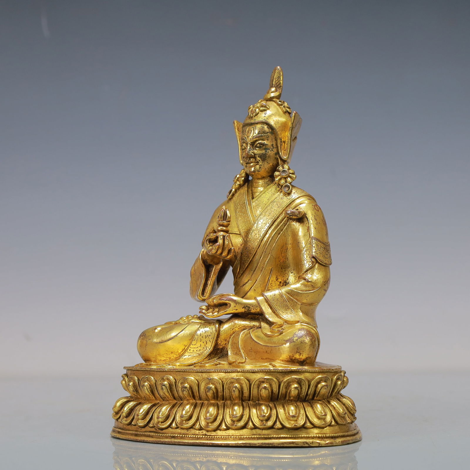 A Exquisite Gilt Bronze Buddha statue - 4