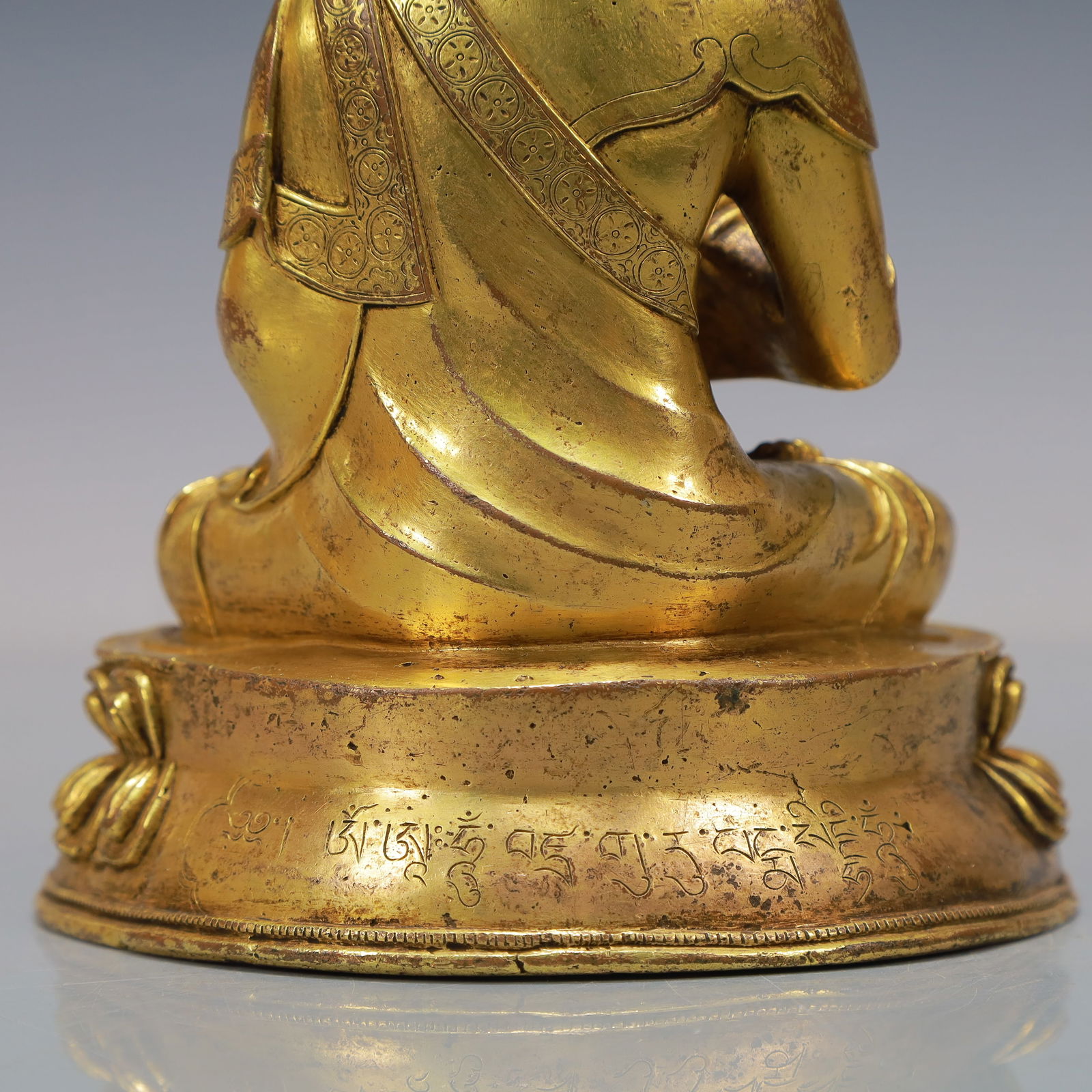 A Exquisite Gilt Bronze Buddha statue - 9
