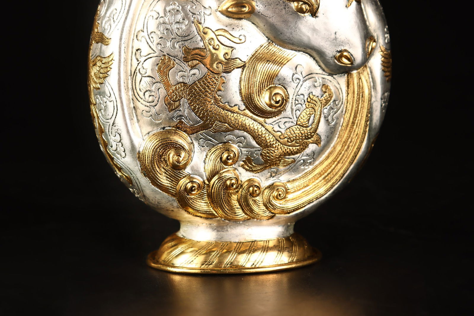 An Exquisite Gilt Silver Dragon Pattern Double-Ears Vase - 5
