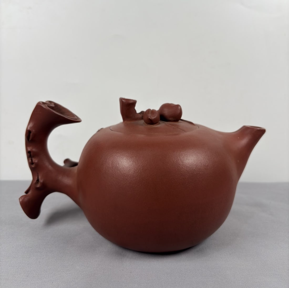 An Exquisite Purple Sands Peach Pattern Teapot - 5