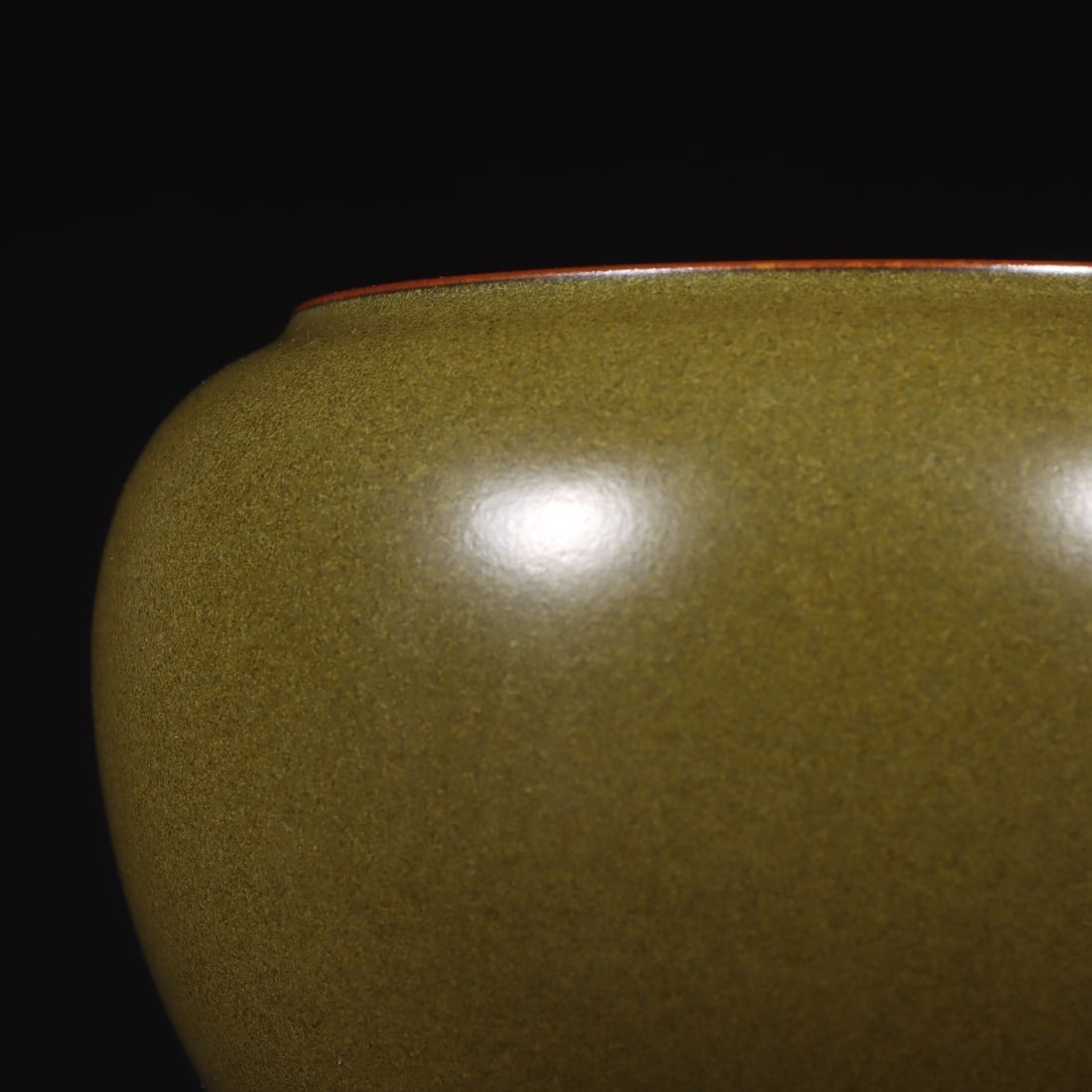 An Exquisite Teadust Glazed Jar - 2