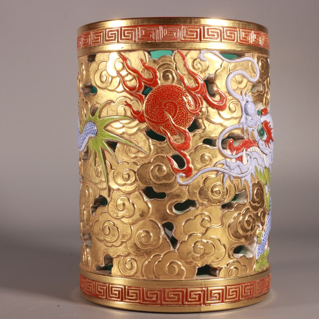 An Exquisite Enamel Dragon Pattern Brush Pot - 6