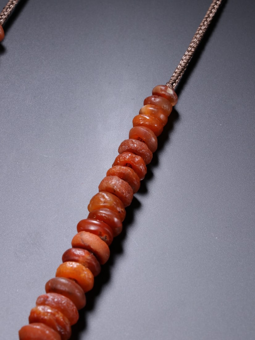 An Exquisite Agate Necklace - 6