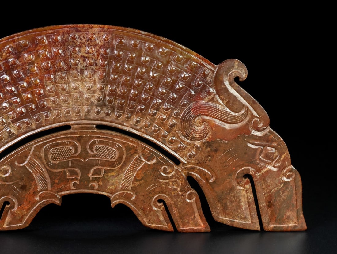 An Exquisite White Jade Beast-Face Pattern Ornament - 2