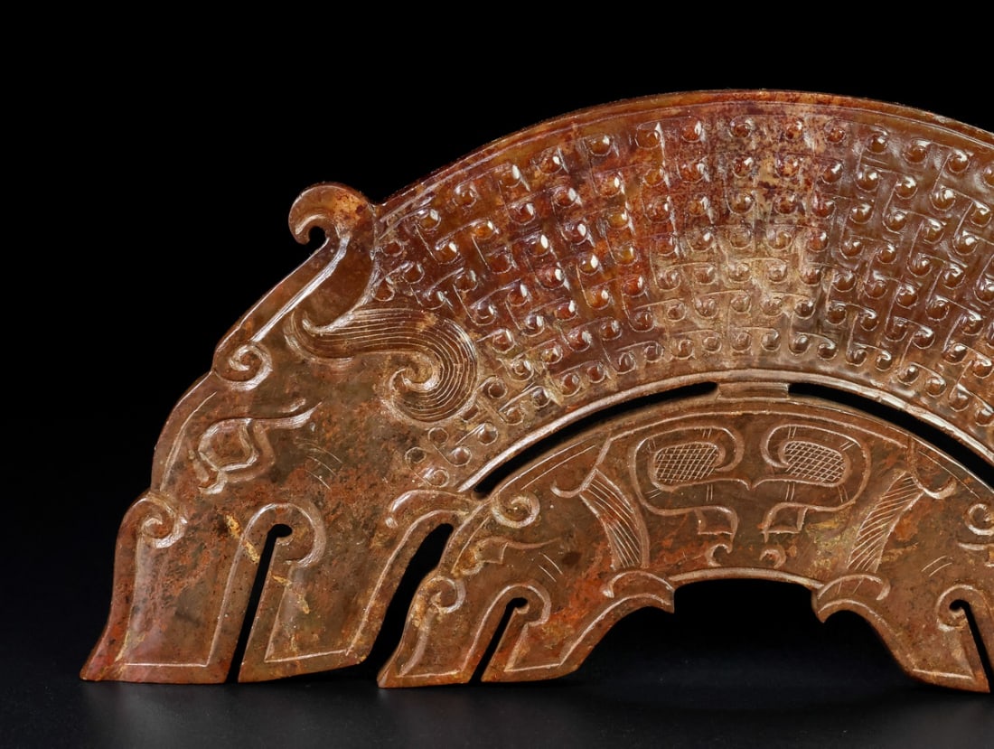 An Exquisite White Jade Beast-Face Pattern Ornament - 3