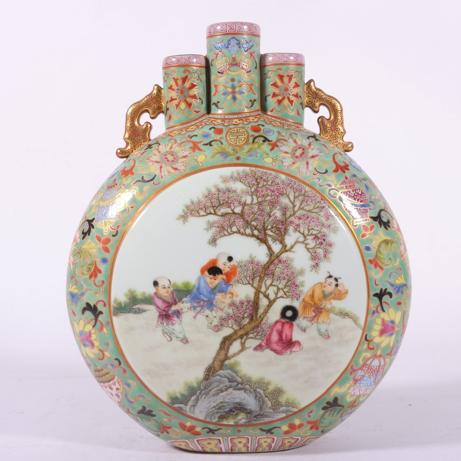 An Exquisite Enamel Green Ground Painted Gold Lotus Pattern Bats and Peach Pattern Character and (1 of 9)