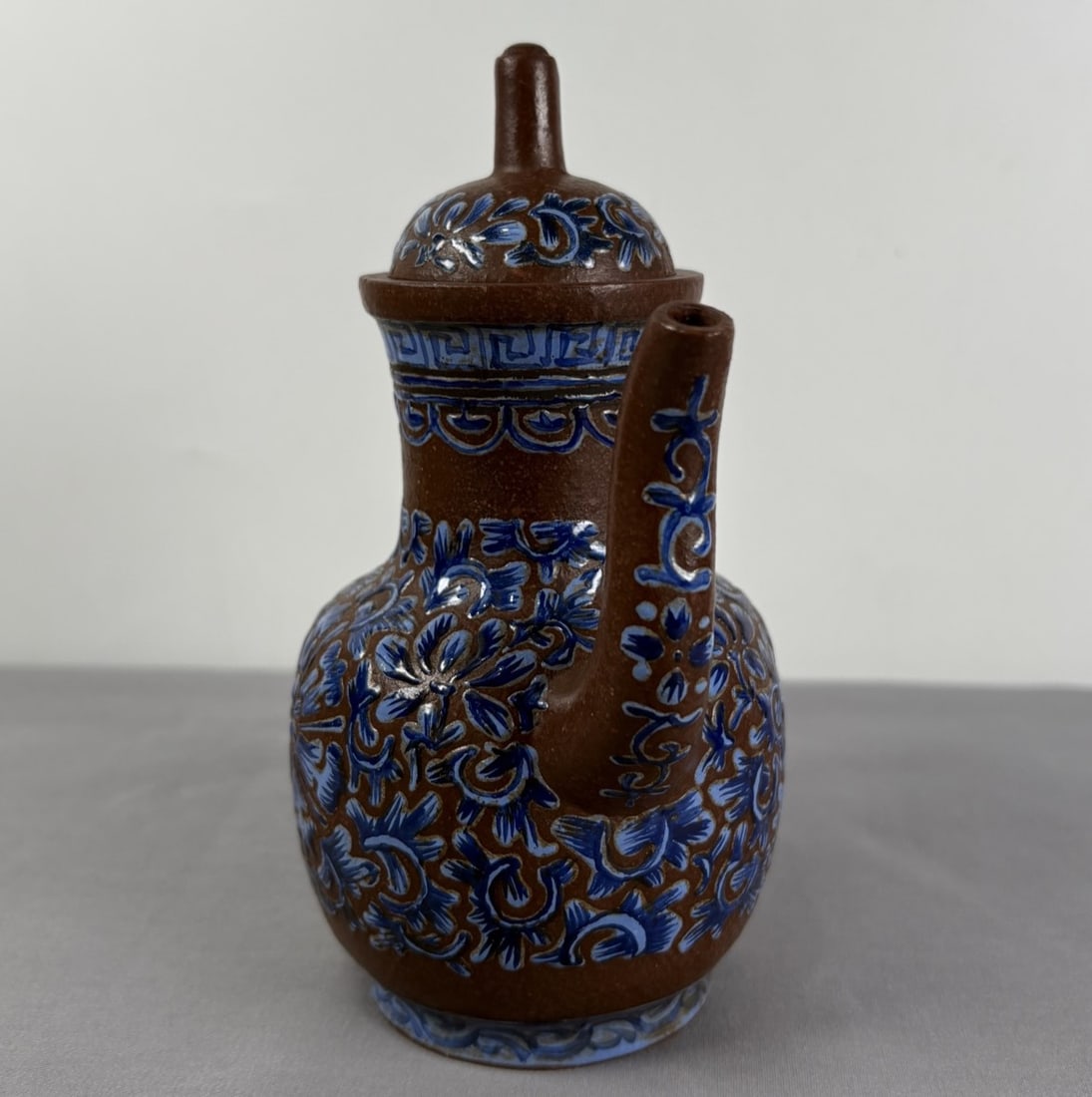 An Exquisite Purple Sands Flower Pattern Teapot - 5