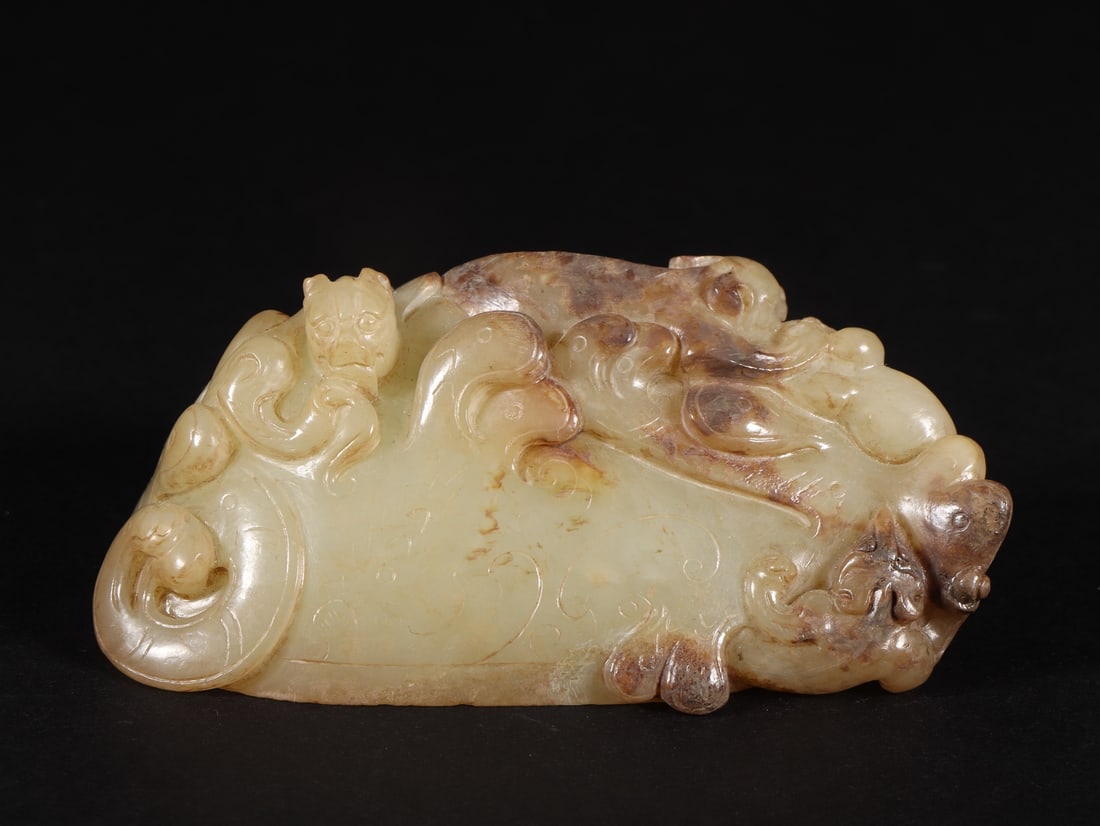 An Exquisite White Jade Chi-Dragon Pattern Paper Weight - 2