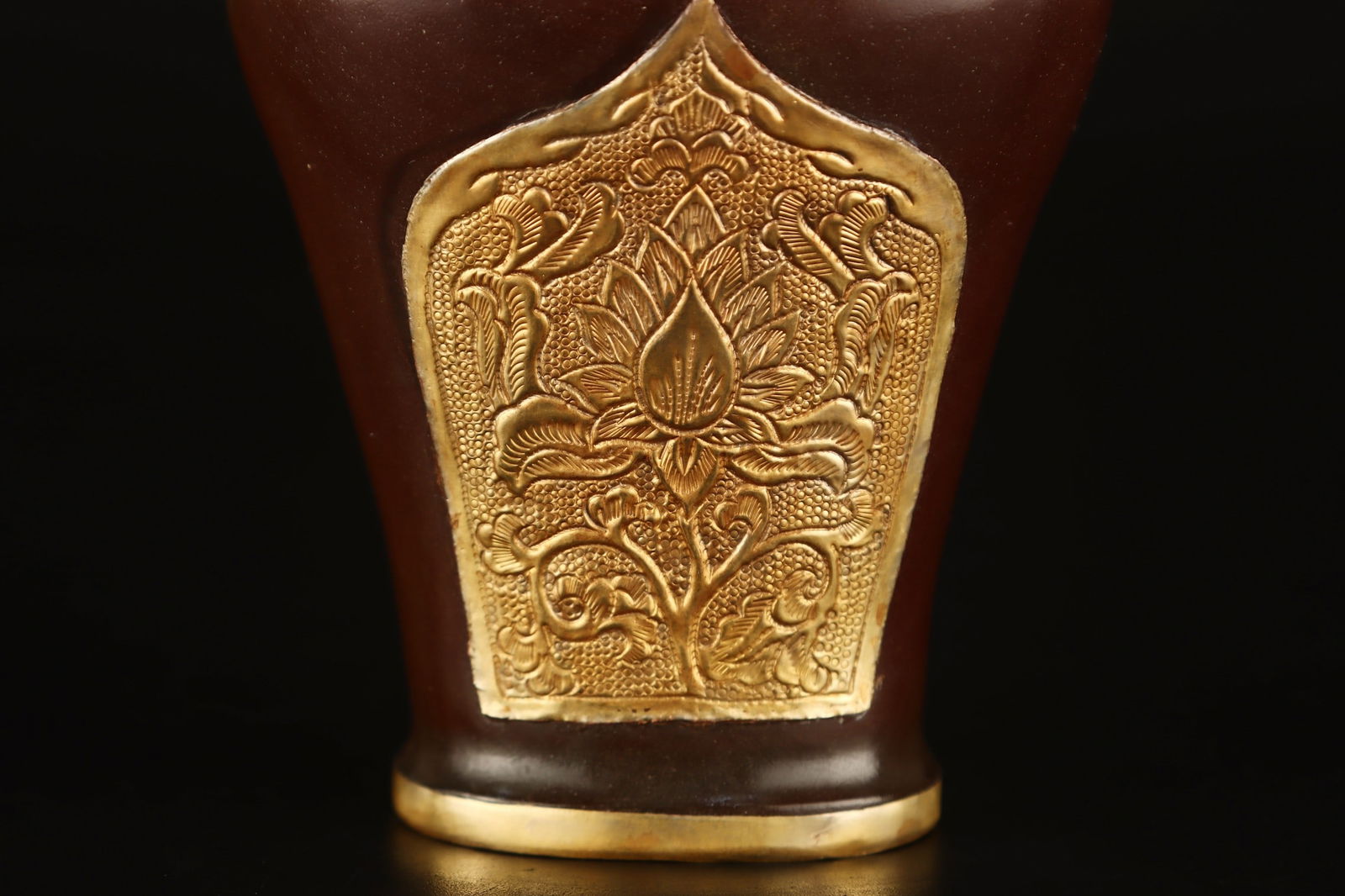 An Exquisite Agate Painted Gold Flower Pattern Vase - 7