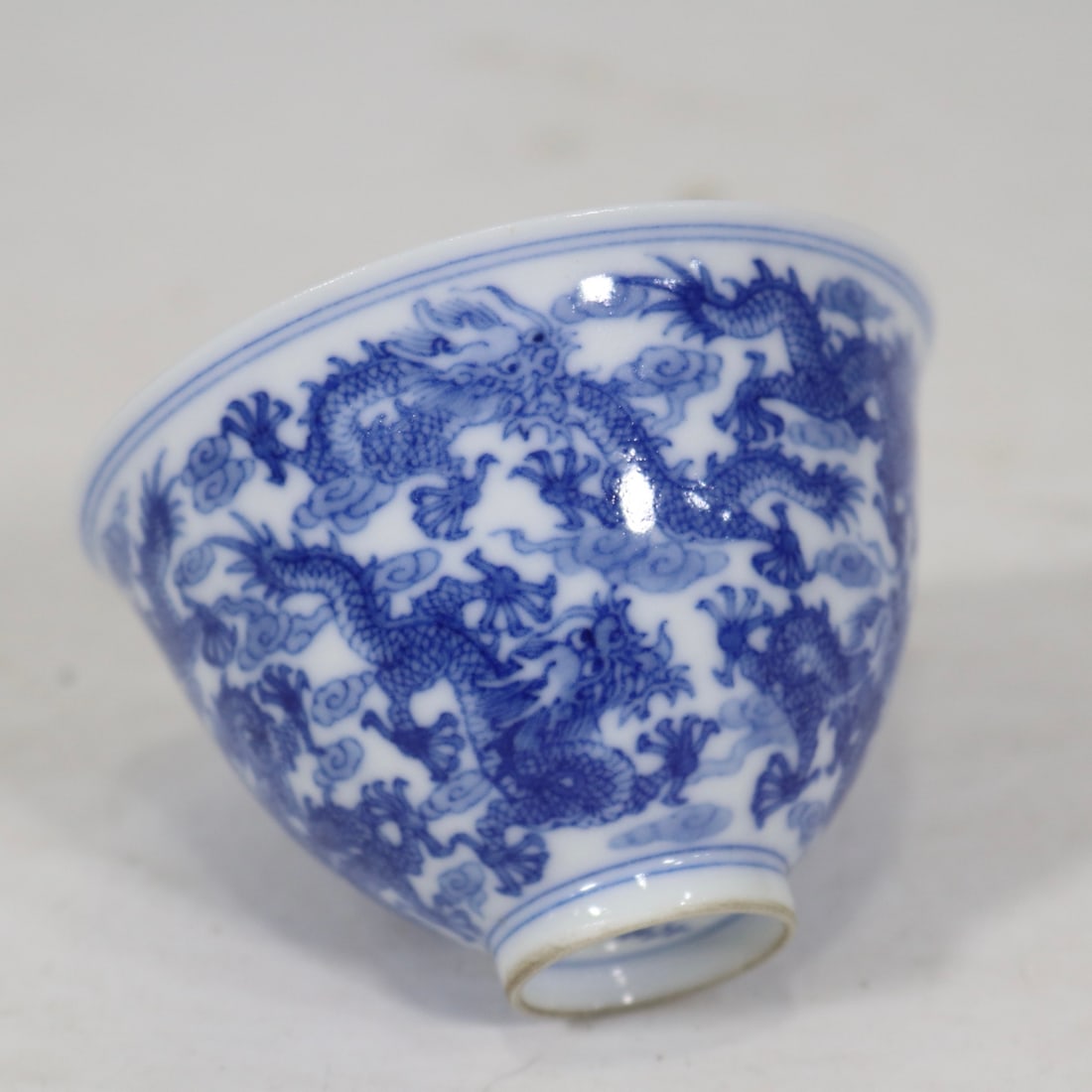 An Exquisite Blue and White Dragon Pattern Cup - 5