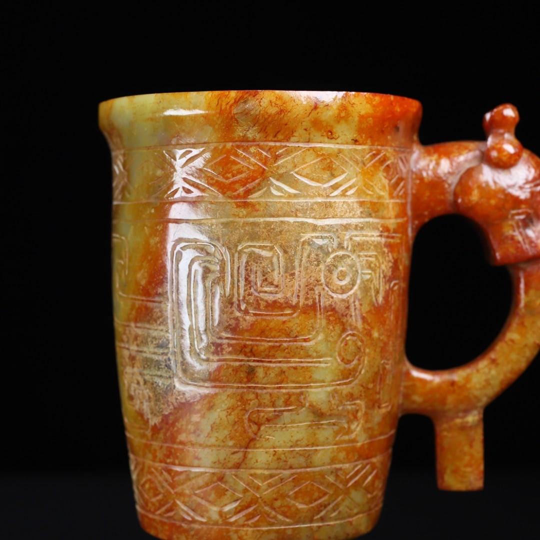 An Exquisite White Jade Cup - 4