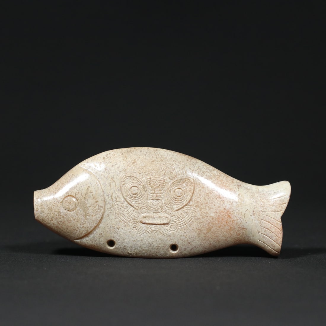 An Exquisite White Jade Fish Pendant: An Exquisite White Jade Fish Pendant Han Dynasty, China Size:9.3cmx4.1cmx1.6cm Weight:98.5g (The Dimensions Of All Batches Are Manually Measured.If You Need More Detailed Information, Please Contact O
