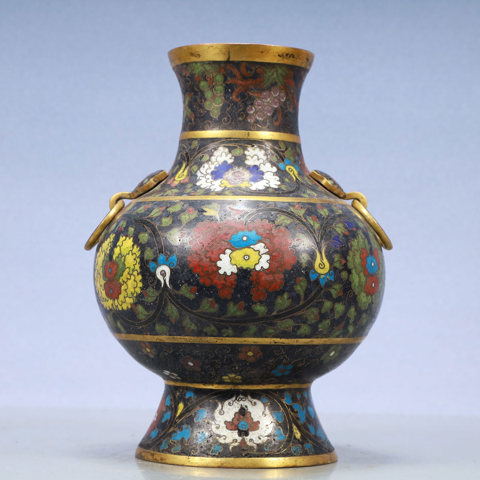 A Exquisite Cloisonne Lotus Pattern Double-Ears Vase: A Exquisite Cloisonne Lotus Pattern Double-Ears Vase Ming Dynasty, China Jingtai Four-character Mark Size:28cmx20cm Weight:2300g (The Dimensions Of All Batches Are Manually Measured.If You Need More D