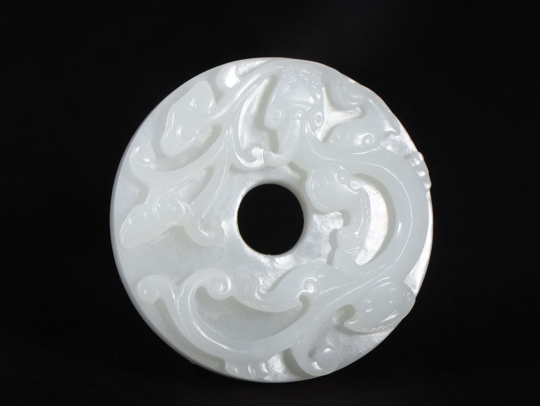 An Exquisite White Jade Chi-Dragon Pattern Ornament - 3