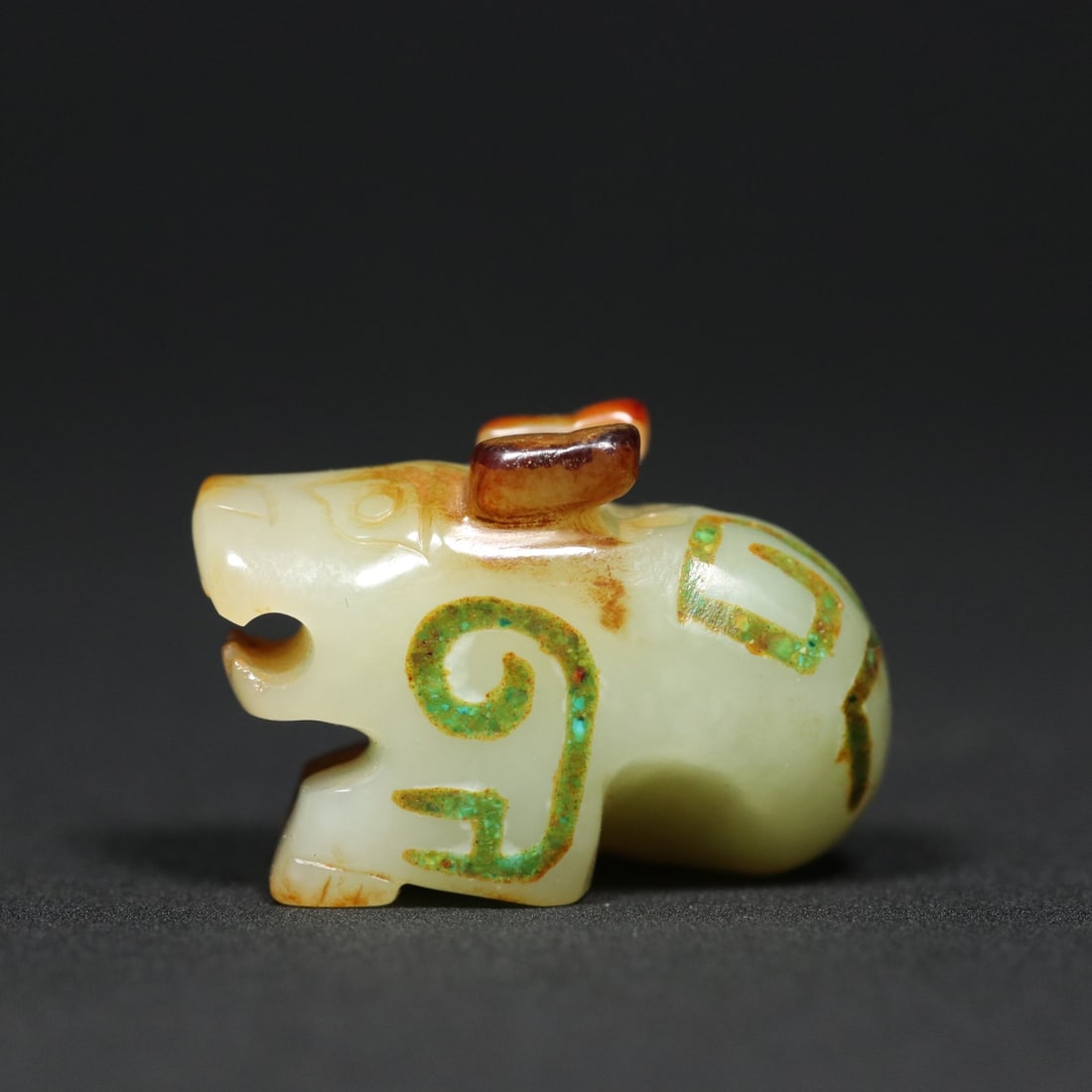 An Exquisite White Jade Inlaid Turquoise Dragon Pendant (1 of 9)