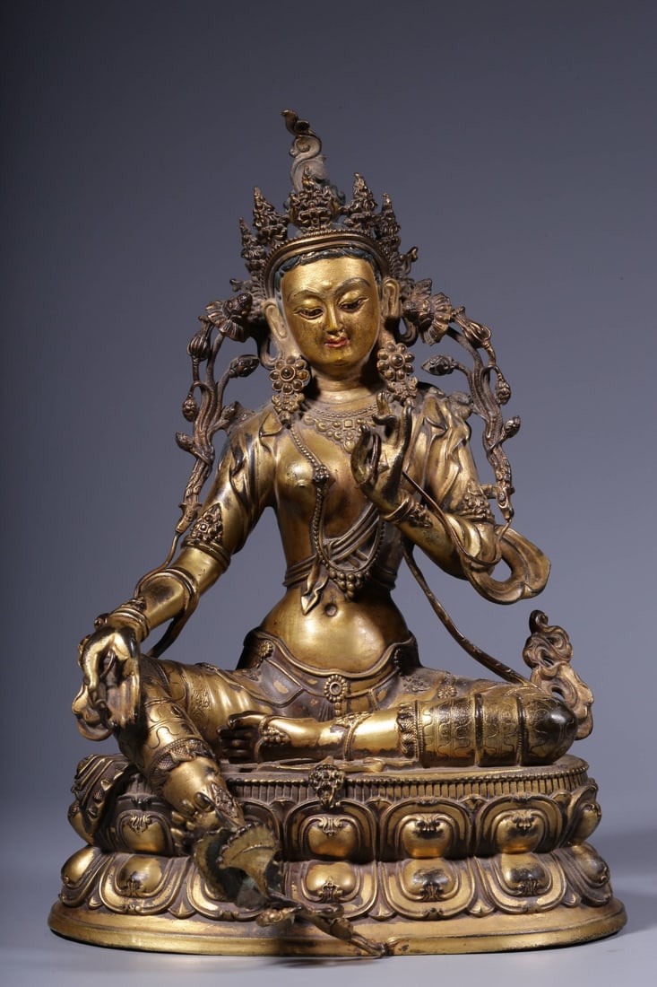 An Exquisite Gilt Bronze Statue of Tara