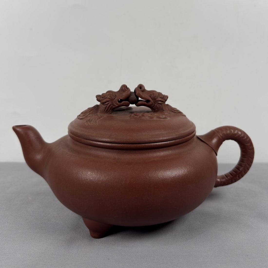 An Exquisite Purple Sands Teapot (1 of 9)
