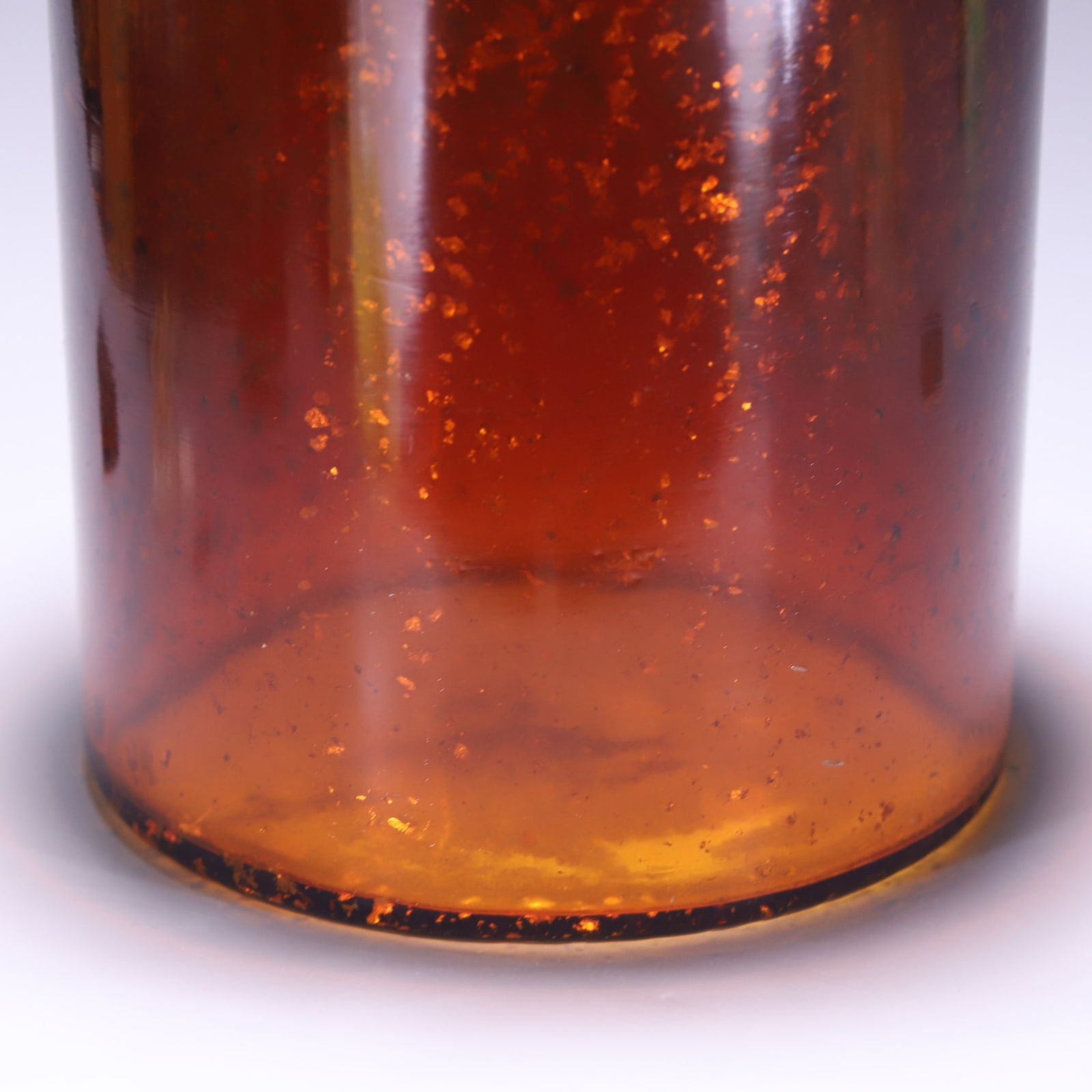 An Exquisite Glass Brush Pot - 4