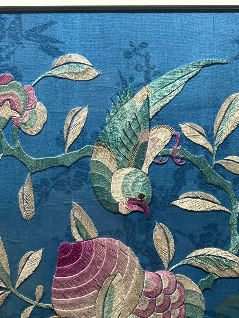 An Exquisite Kesi Flower and Bird Pattern Hanging Panel - 2