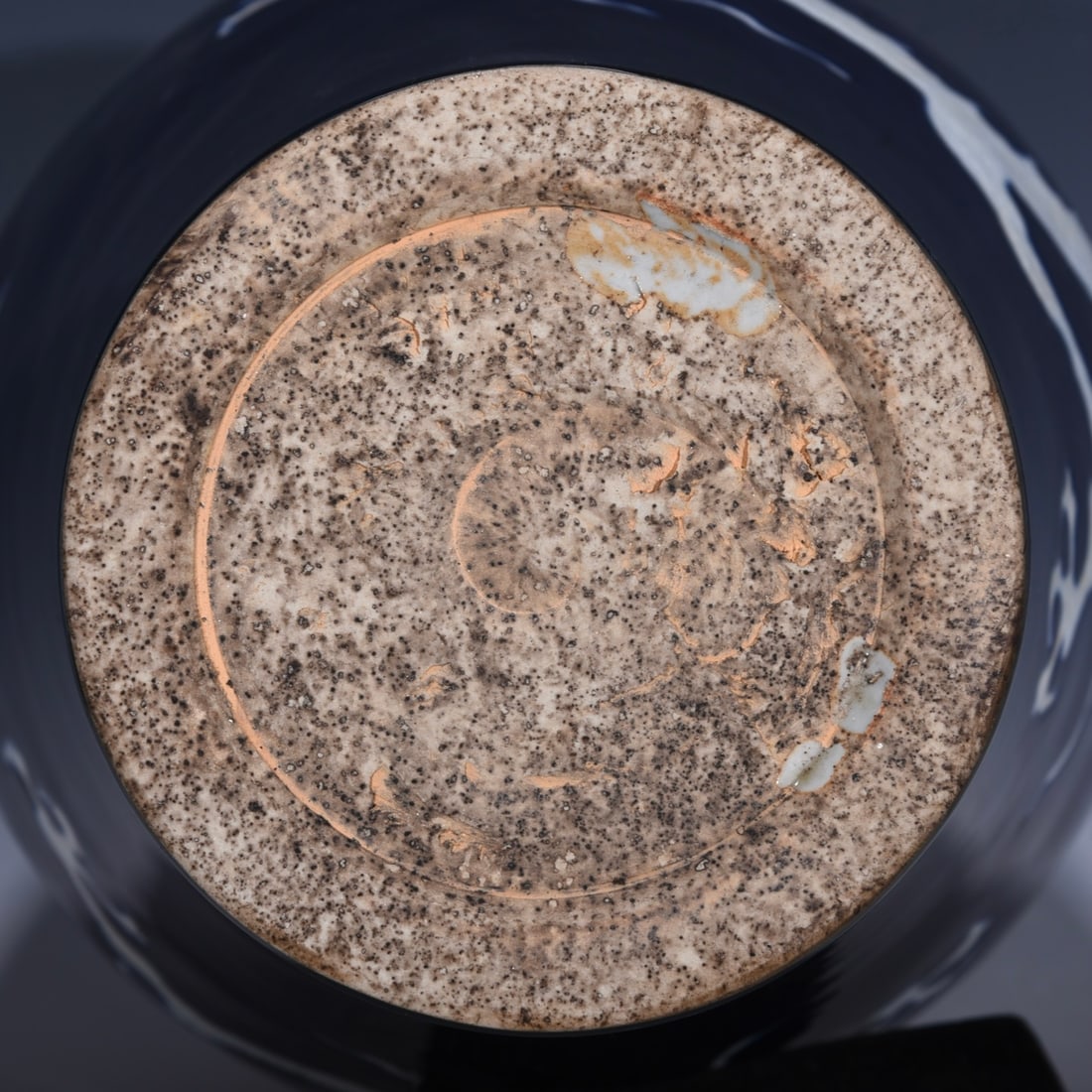 An Exquisite Ji Blue Glazed Dragon Pattern Vase - 9