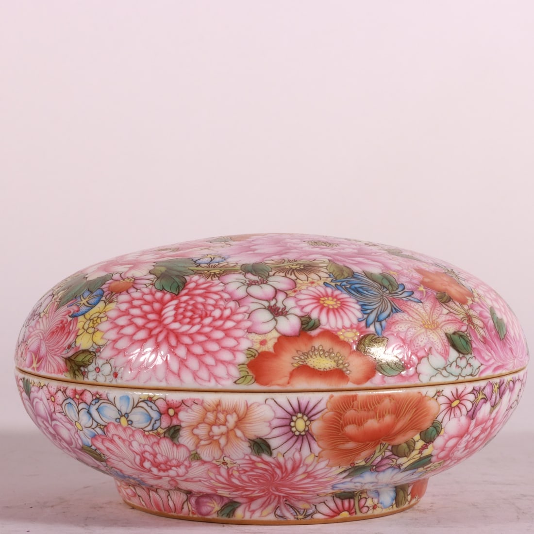 An Exquisite Famille-Rose Flower Pattern Box - 3