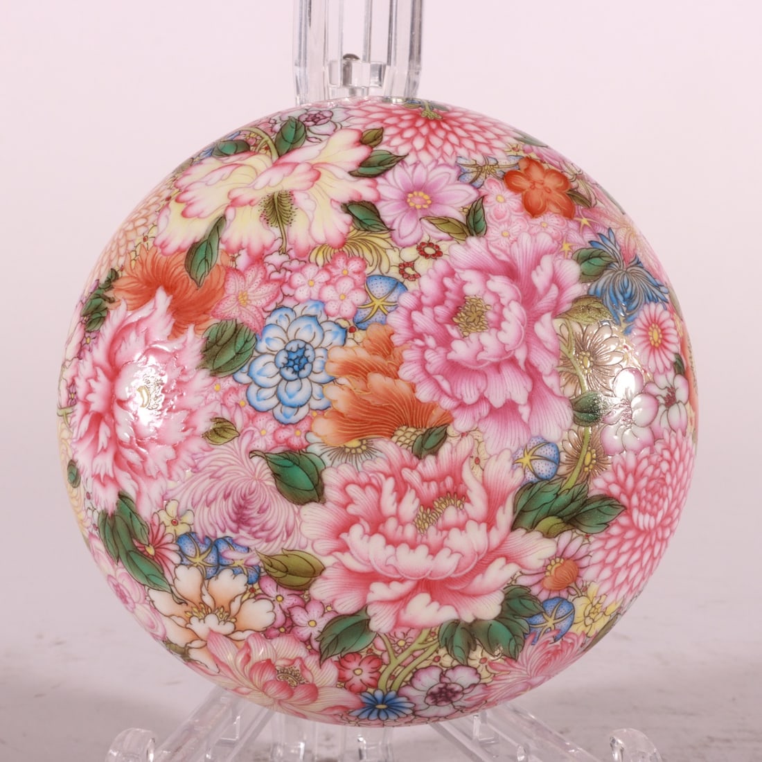 An Exquisite Famille-Rose Flower Pattern Box - 7