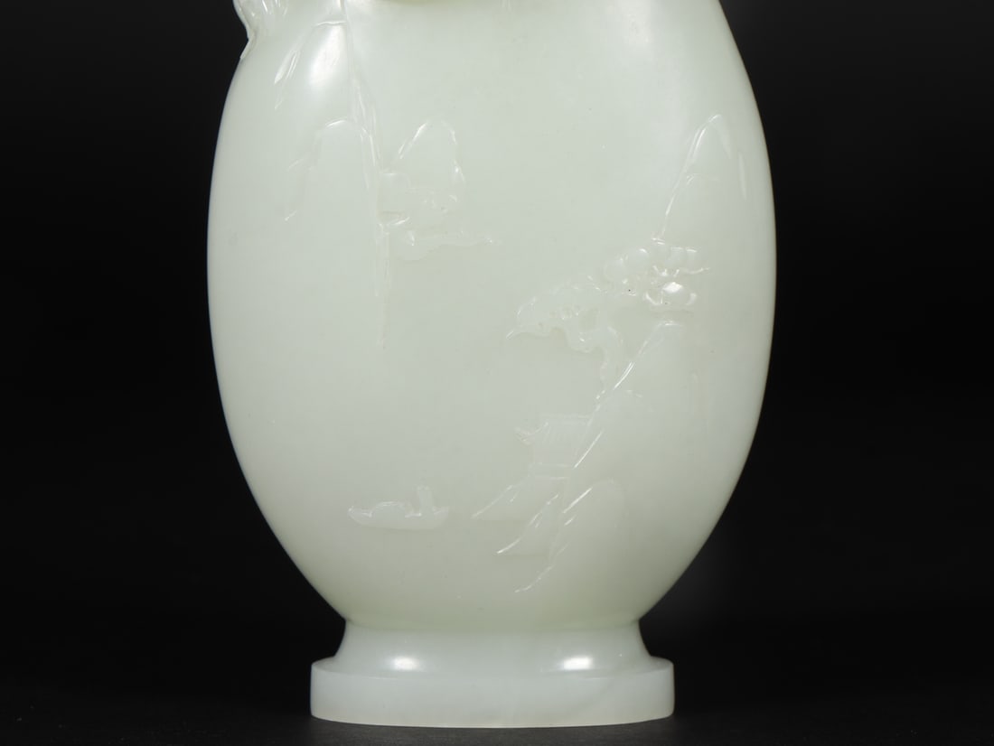 An Exquisite White Jade Dragon Pattern Vase - 3