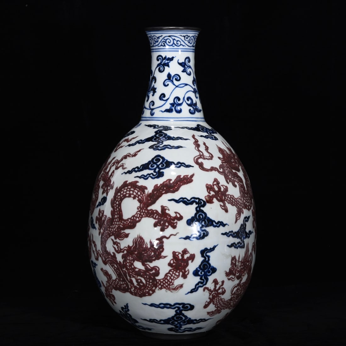 An Exquisite Blue and White Underglaze-Red Dragon Pattern Lotus Pattern Vase - 2