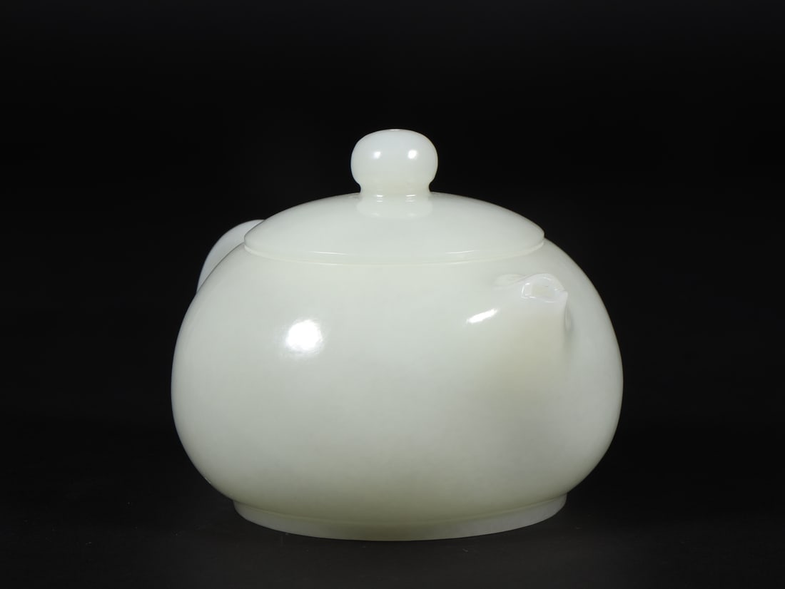 An Exquisite White Jade Teapot - 4