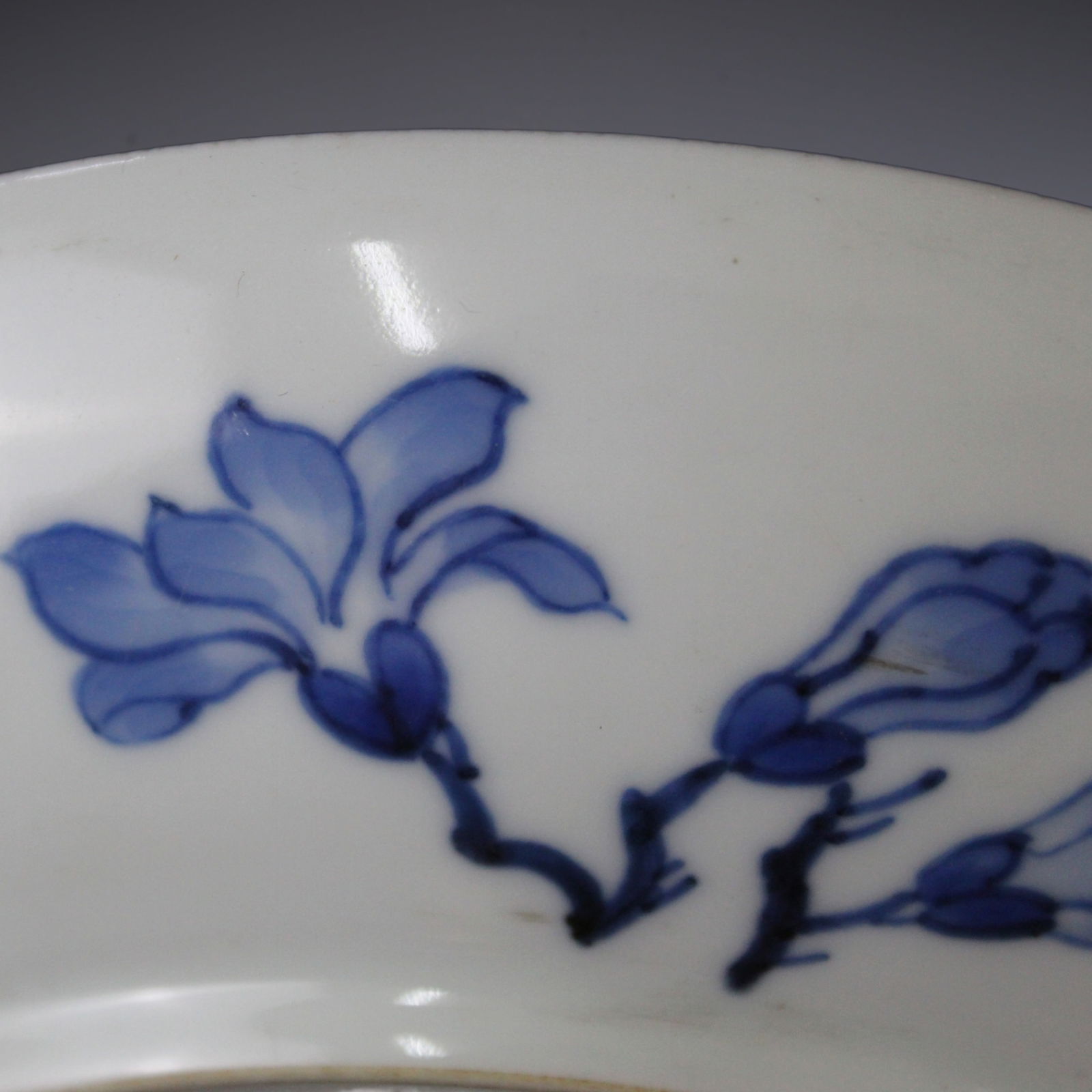 An Exquisite Blue and White Landscape Pattern Plate - 6