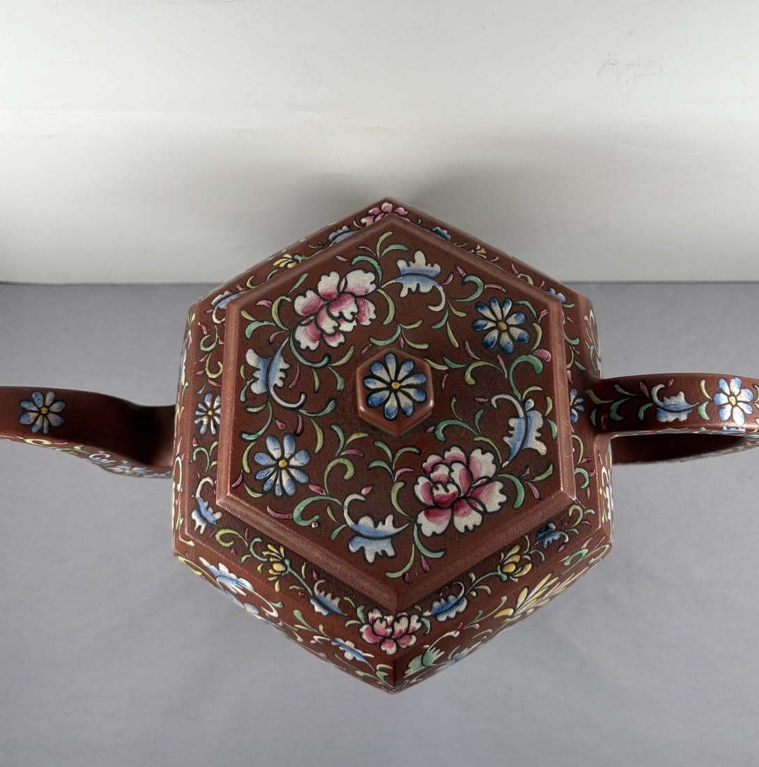 An Exquisite Purple Sands Lotus Pattern Teapot - 6