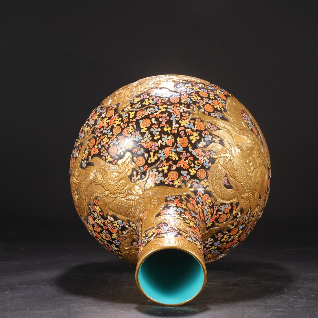 An Exquisite Enamel Painted Gold Dragon Pattern Vase - 5
