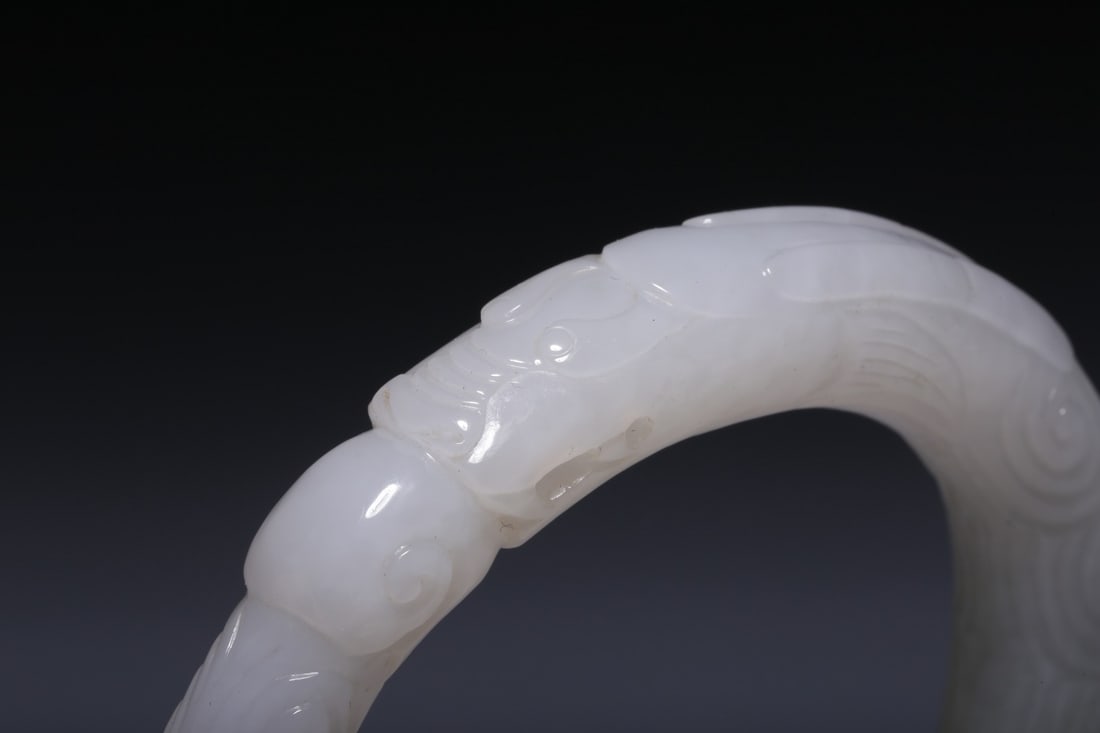 An Exquisite White Jade Dragon Pattern Bracelets - 7