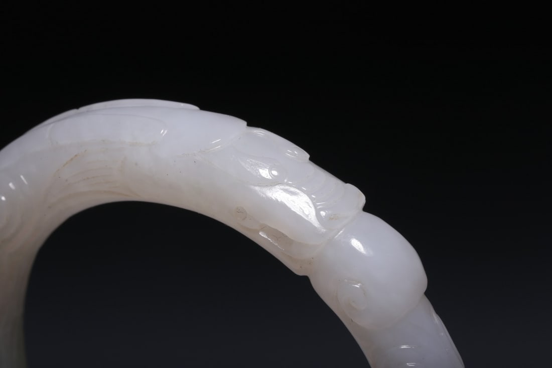 An Exquisite White Jade Dragon Pattern Bracelets - 8