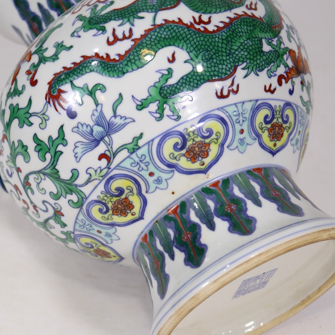 An Exquisite Doucai Dragon Pattern Lotus Pattern Double-Ears Vase - 8