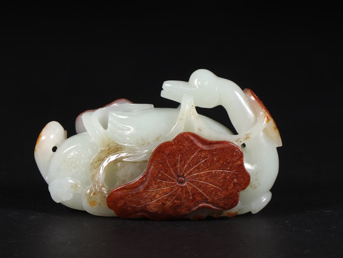 An Exquisite White Jade Duck Ornament (1 of 9)