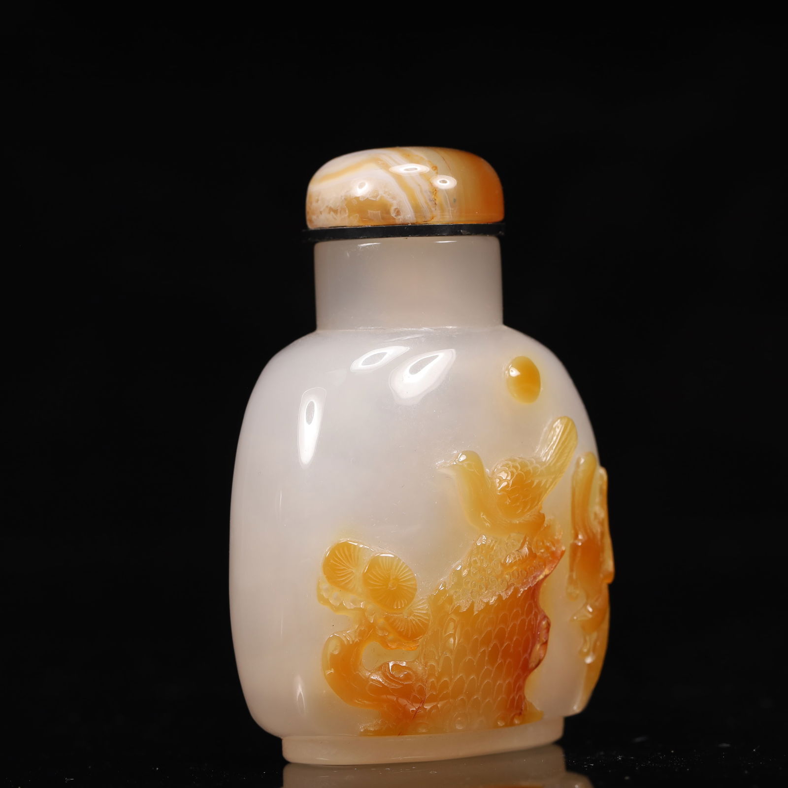 An Exquisite Agate Flower and Bird Pattern Snuff Bottle - 3
