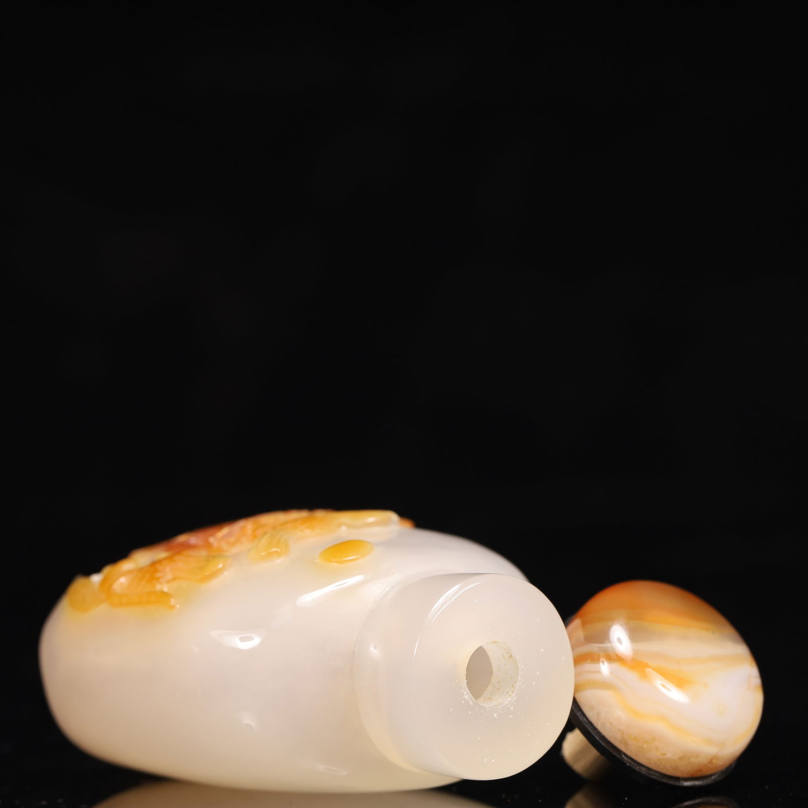 An Exquisite Agate Flower and Bird Pattern Snuff Bottle - 8