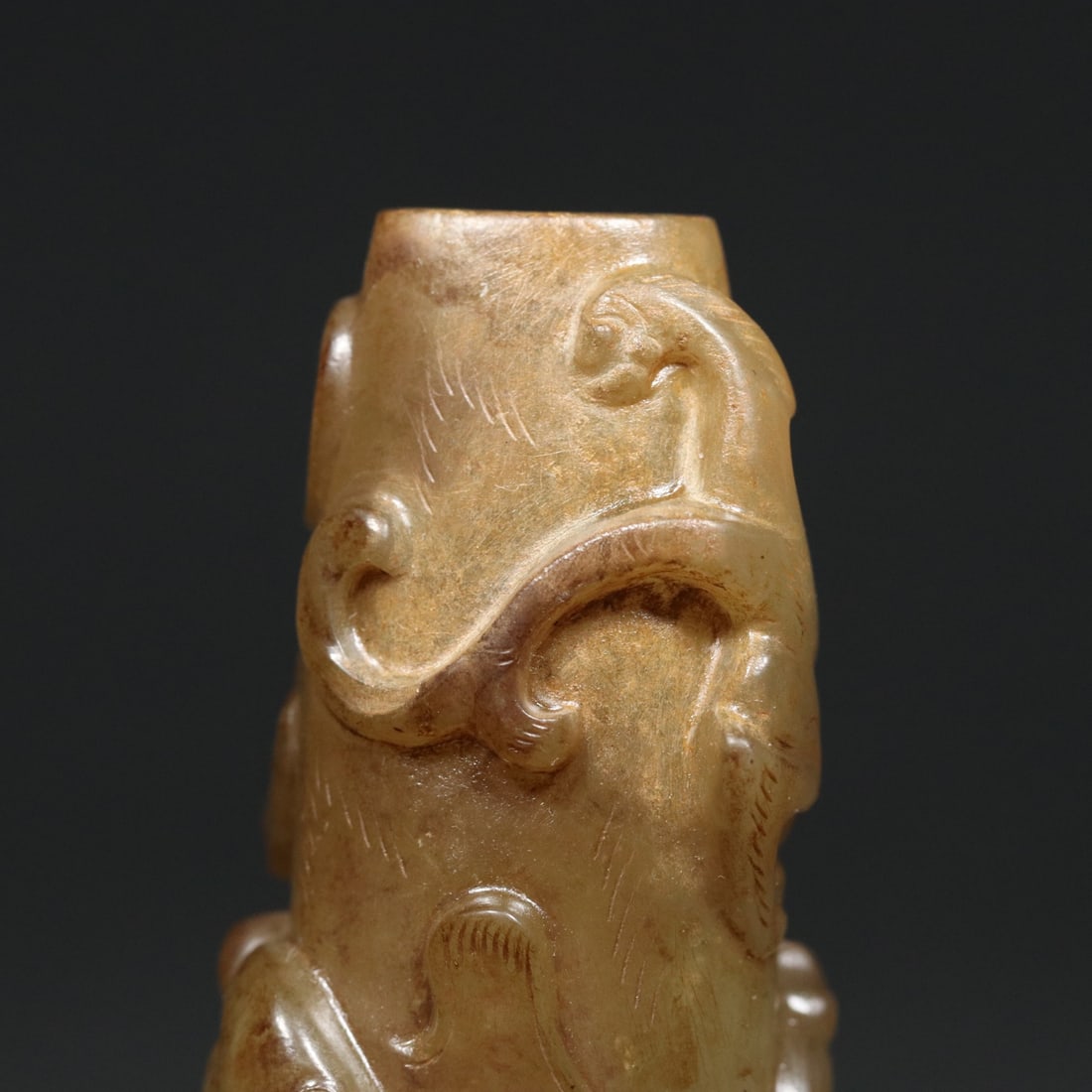 An Exquisite White Jade Chi-Dragon Pattern Pendant - 8