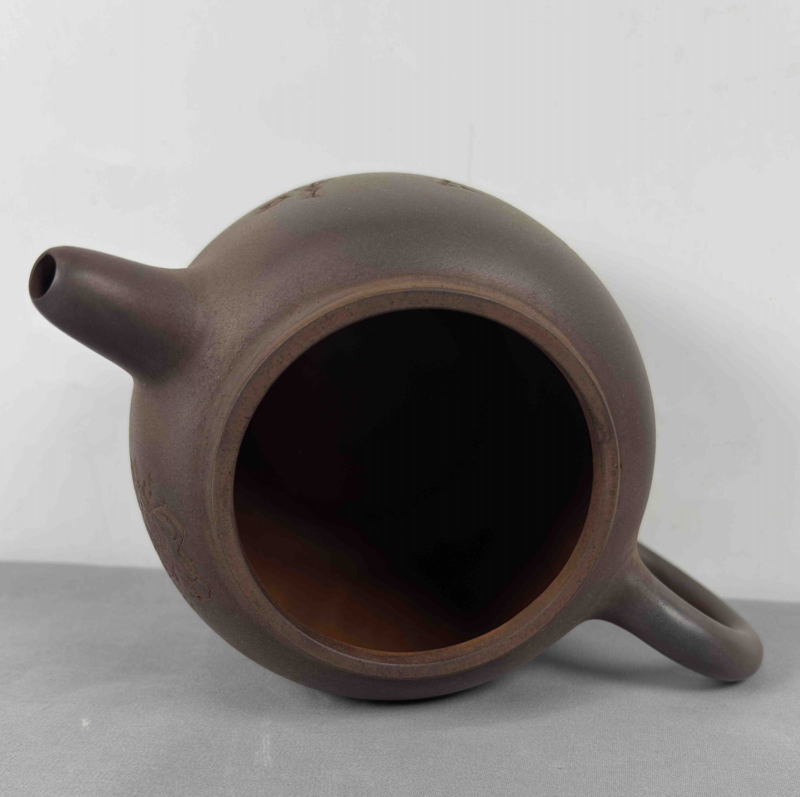 An Exquisite Purple Sands Flower Pattern Teapot - 7