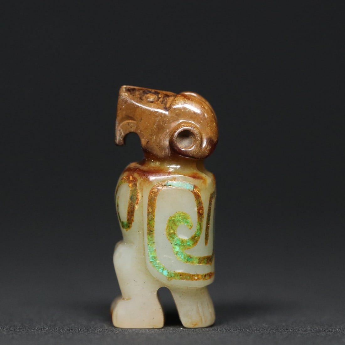 An Exquisite White Jade Inlaid Turquoise Pendant: An Exquisite White Jade Inlaid Turquoise Pendant Han Dynasty, China Size:3.5cmx1.6cmx1.5cm Weight:13.7g (The Dimensions Of All Batches Are Manually Measured.If You Need More Detailed Information,