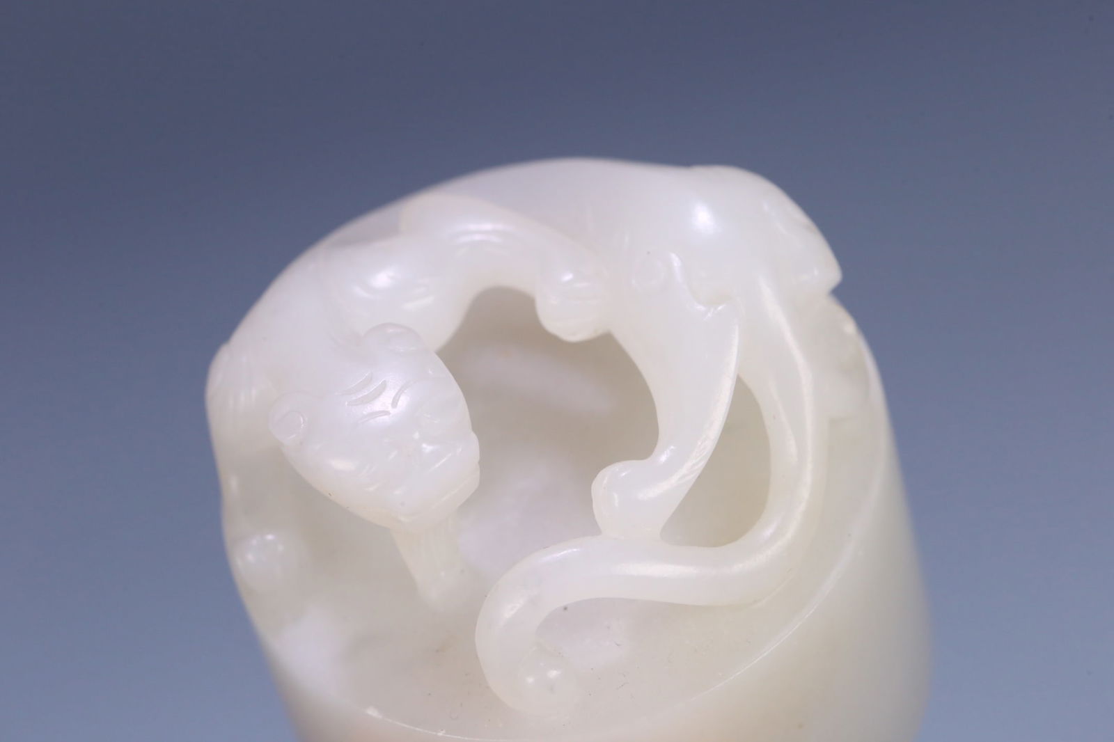 A beautiful Hetian jade dragon button material - 5