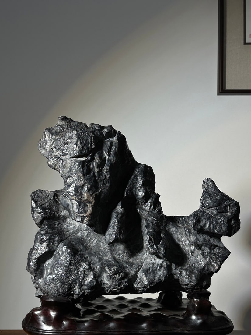 A beautiful Lingbi stone peak - 2