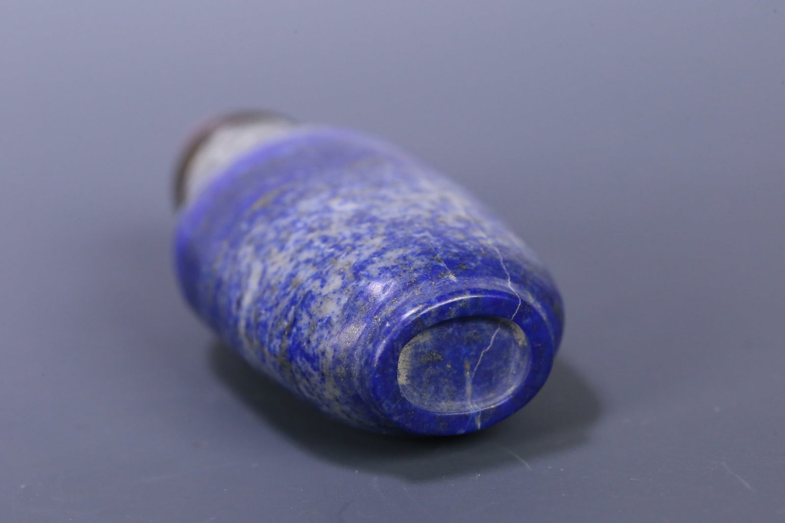 A fine lapis lazuli snuff bottle - 5