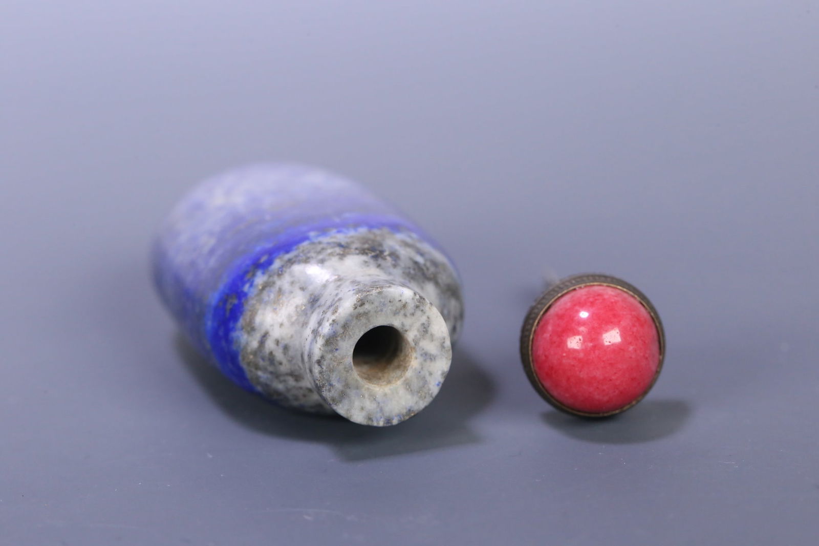 A fine lapis lazuli snuff bottle - 6