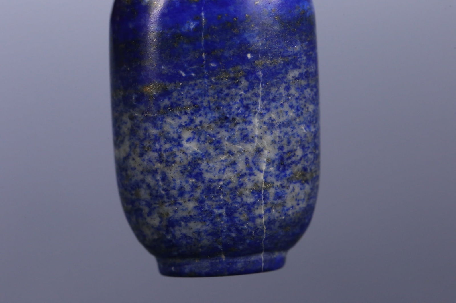 A fine lapis lazuli snuff bottle - 8