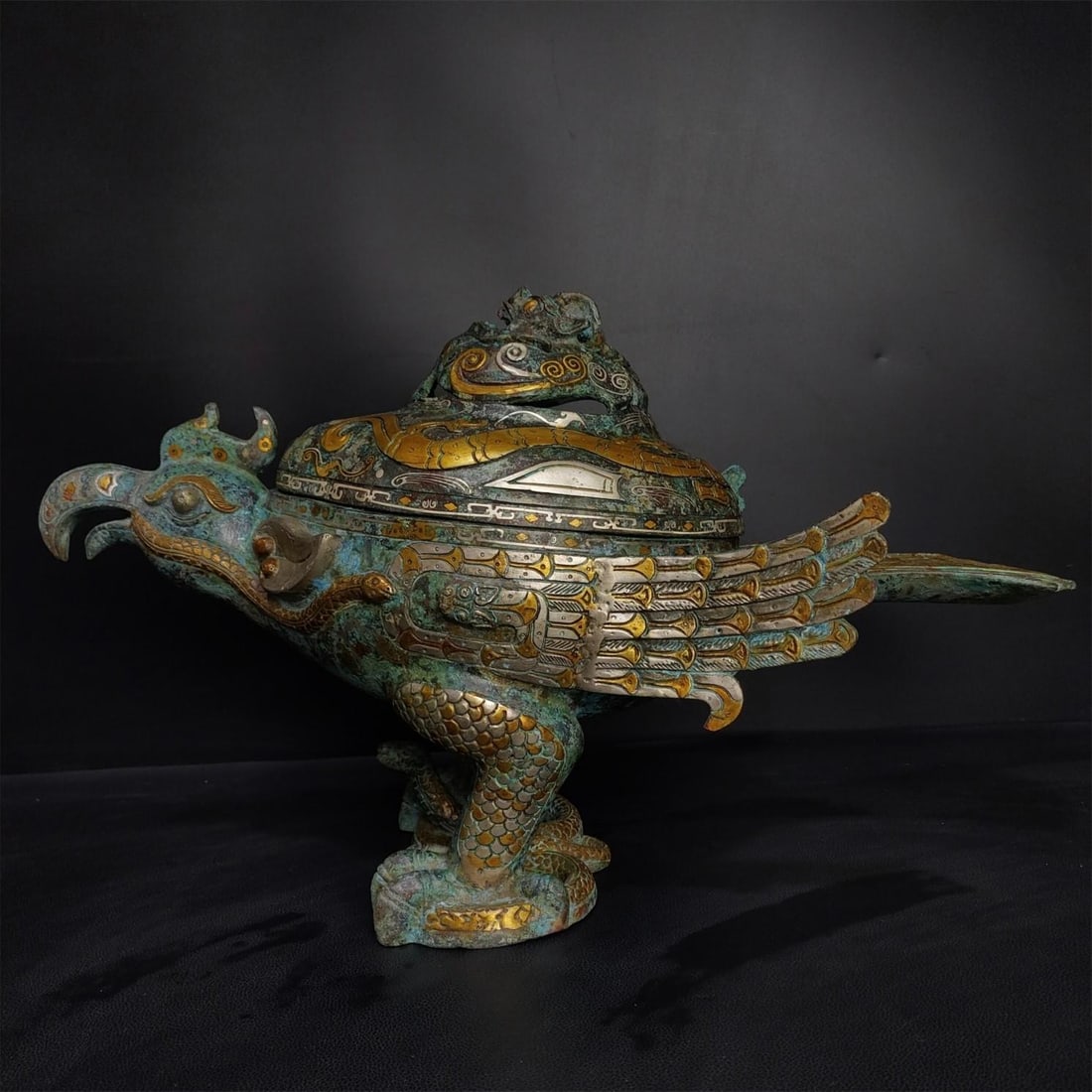 A piece of bronze from the Warring States period, wrong gold, wrong silver bird smoke (1 of 9)