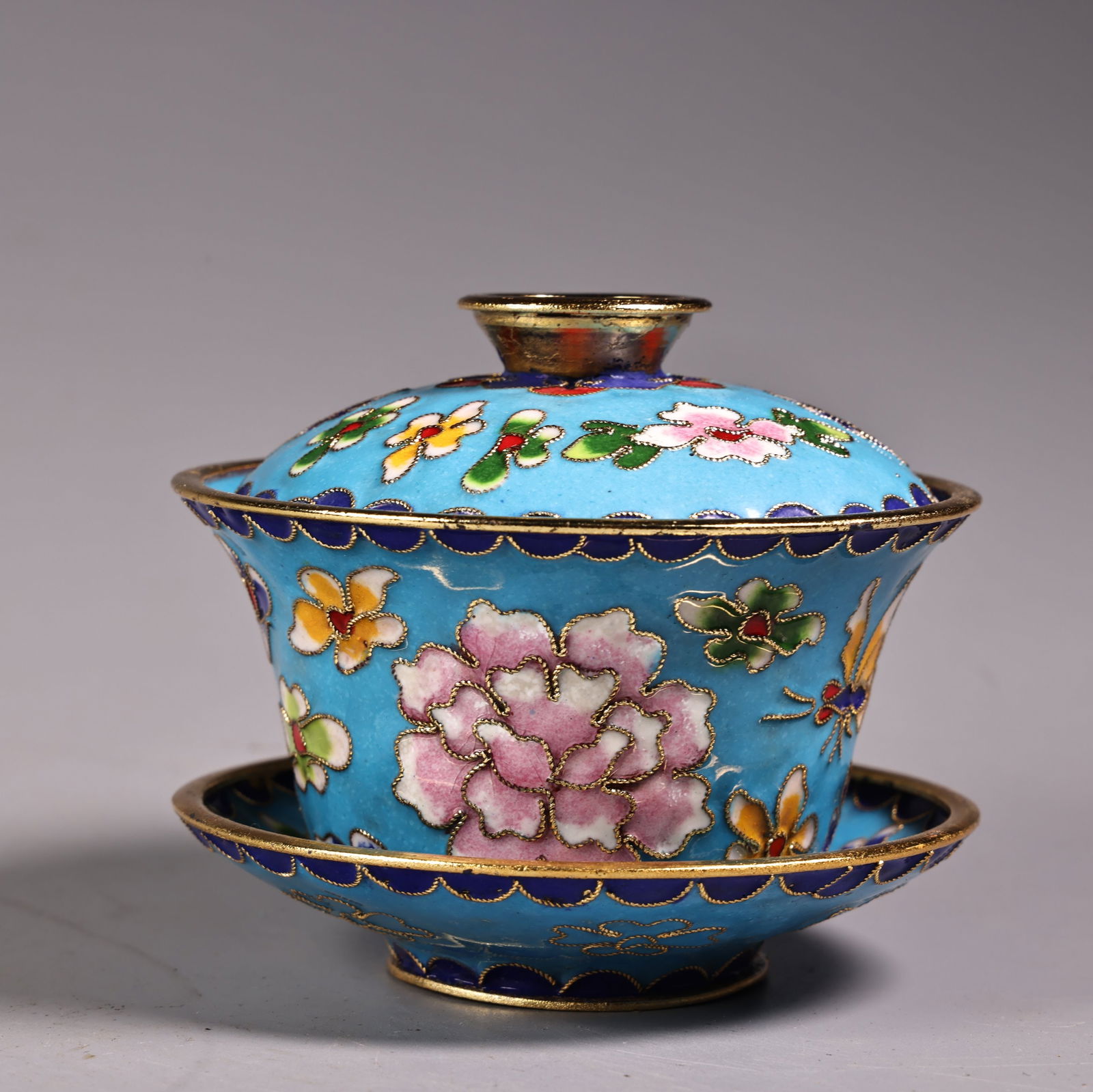 A fine pure copper full copper embossed pure copper tire cloisonné tea bowl (1 of 9)