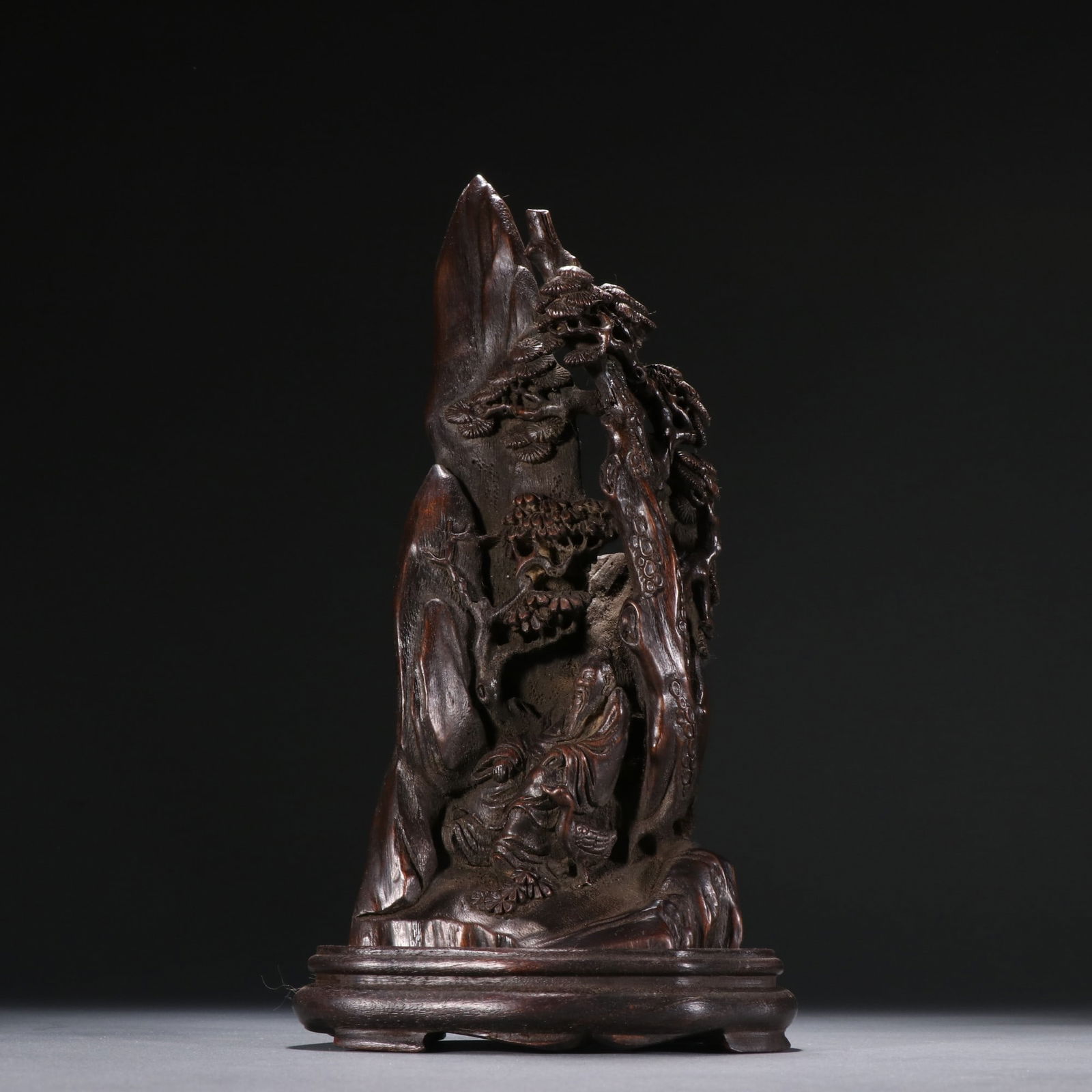 An old agarwood character story mountain ornament of the Qing Dynasty (1 of 9)